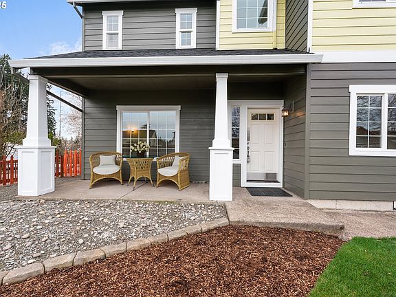 3rd image of 6214 NE Dereck Ln