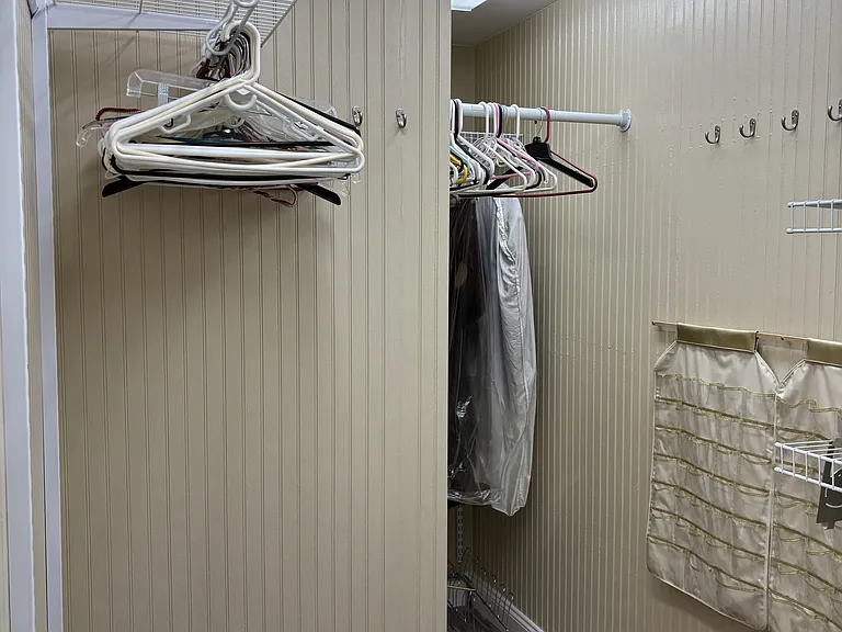 bedroom 1 closet