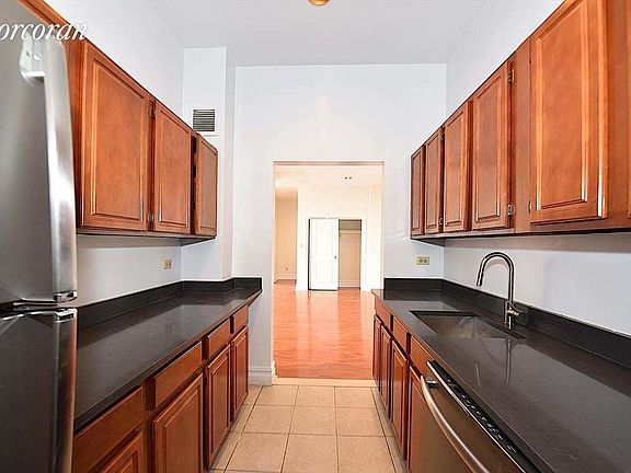 4th image of 45-02 Ditmars Blvd #311
