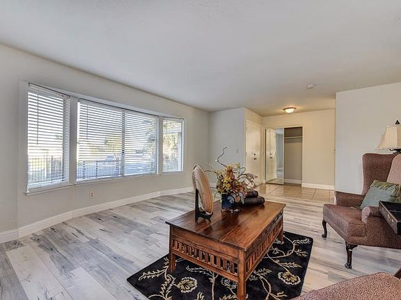 5th image of 7815 Rock Creek Way