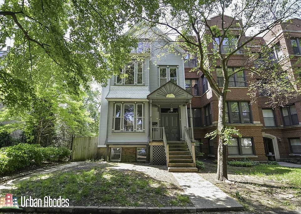 1st image of 1441 W Warner Ave #2