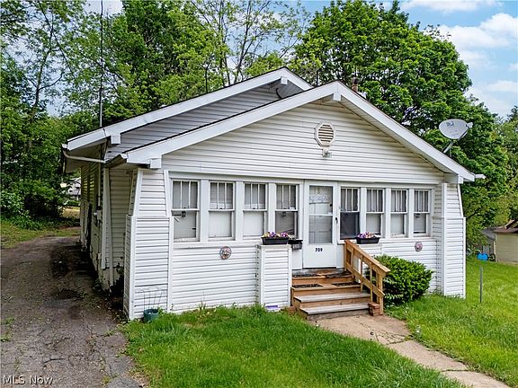 4th image of 709 Longview Ave