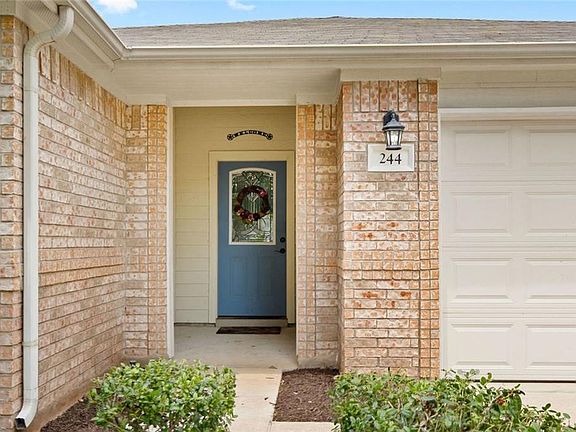 5th image of 244 Catalpa Dr