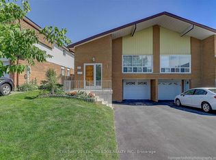 67 Revlis Cres, Toronto, ON M1V 1E8