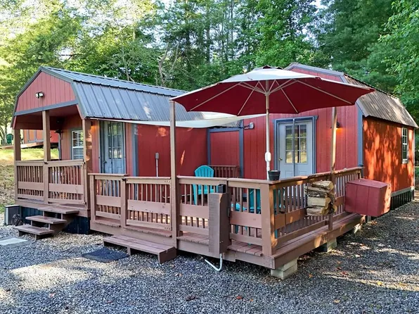 8481 Old Dial Rd, Blue Ridge, GA 30513