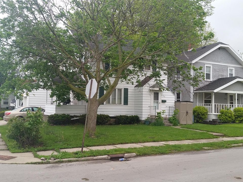 1st image of 586 Cortlandt Ave