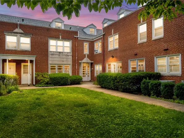 825 Morewood Ave APT L2, Pittsburgh, PA 15213