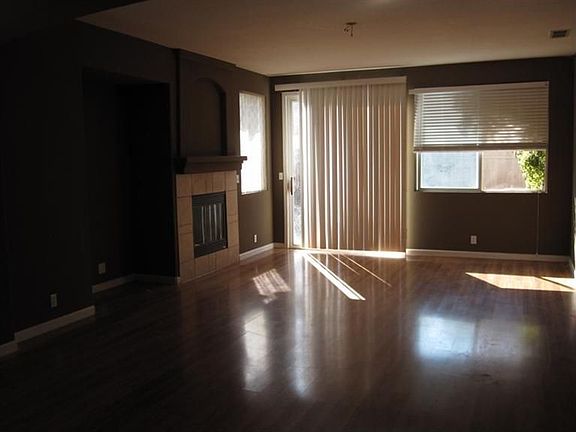 2nd image of 2313 Canary Dr