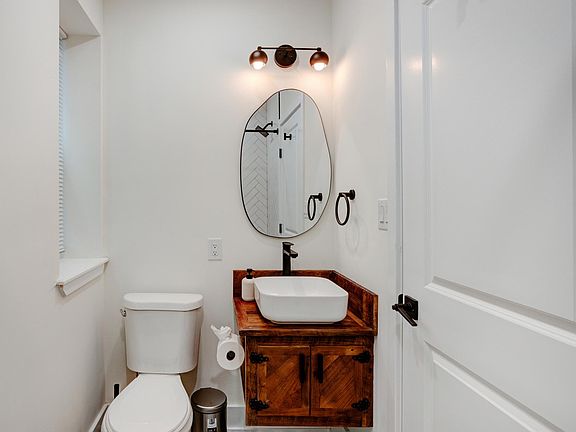 4th image of 4219 W Girard Ave #2B