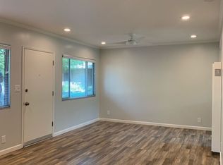 415 N Holliston Ave #3, Pasadena, CA