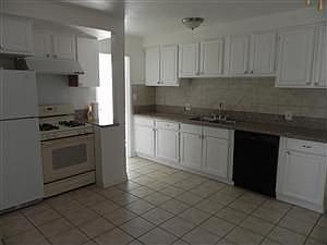 3rd image of 5228 Mountain View Dr