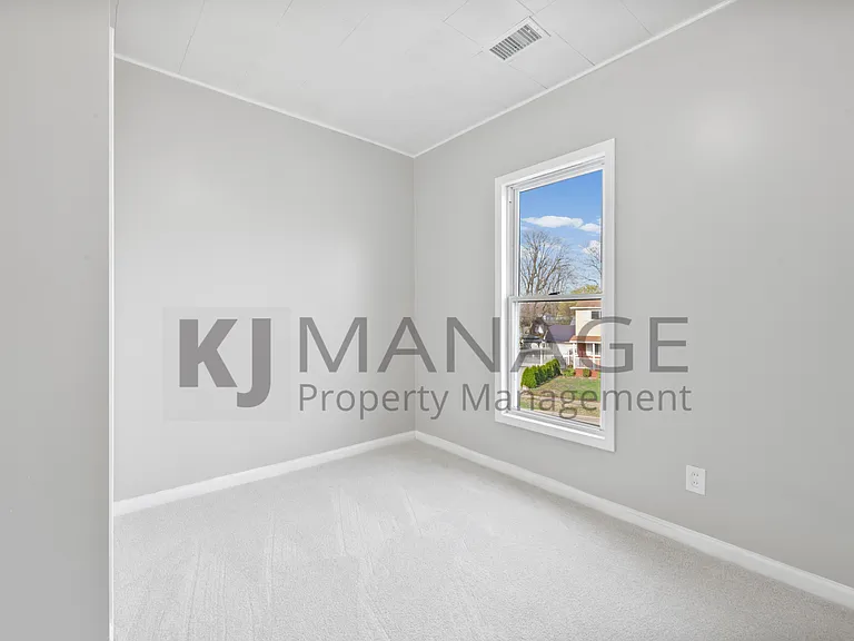 4311 Elizabeth St #4311 — Photo 5