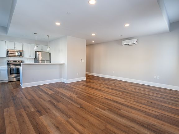 2nd image of 23 2nd St #3C