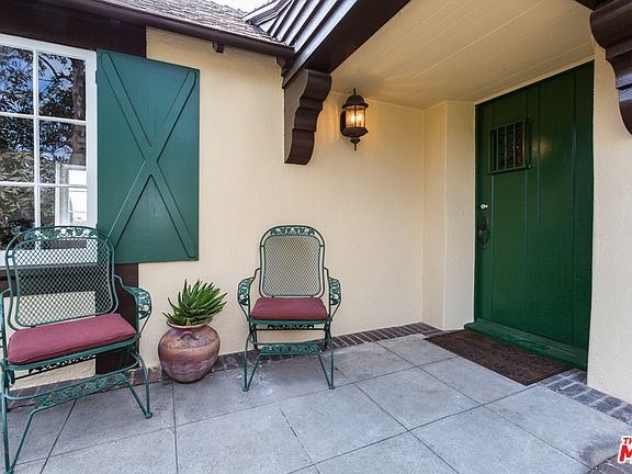 5th image of 2327 Moreno Dr