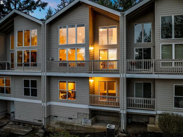 258 Cervantes, Lake Oswego, OR 97035