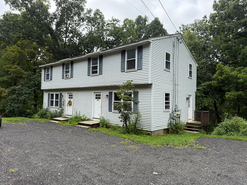 727 Stafford Rd #B
