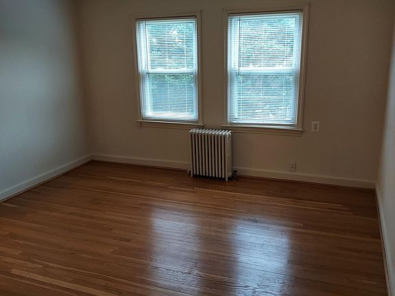 5th image of 5722 11th St N APT 8