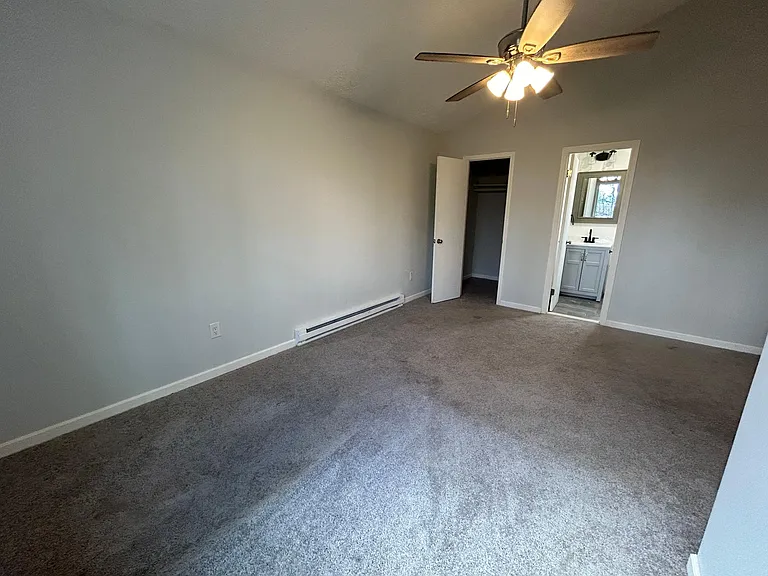 Bedroom 1 - Upper Level