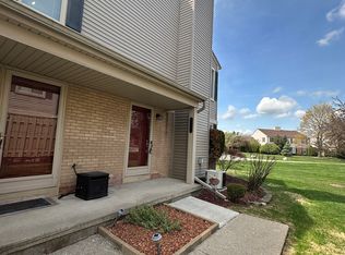 44541 Connecticut Ct, Clinton Township, MI 48038