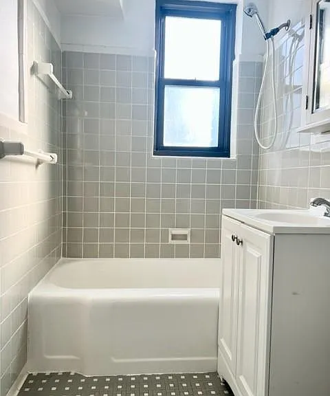 325 Main St #1B — Photo 11