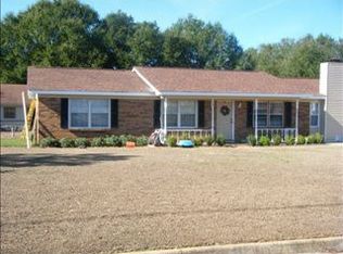 3305 Grandeur Dr, Dothan, AL 36303