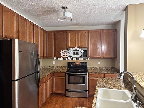 5th image of 7601 Aldrich Ave S APT 209