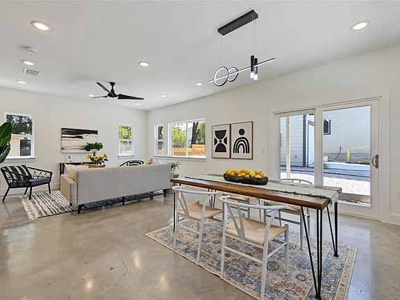 5th image of 7306 Carver Ave #1