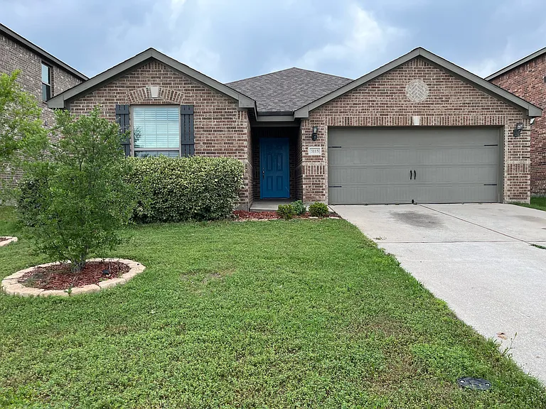 3115 Elam St — Photo 1