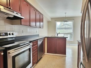 23 Windcrest Ct, Ottawa, ON K2T1B4