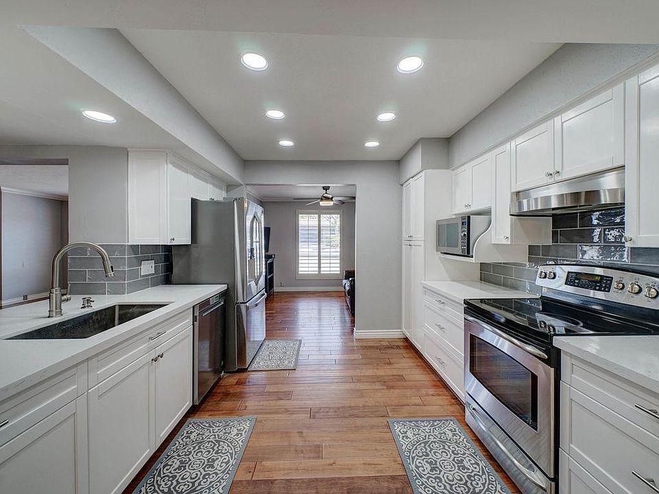 1st image of 2029 E Gardenia Ave