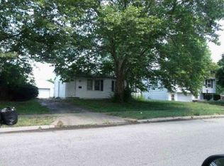 2950 Fleet Rd, Columbus, OH 43232