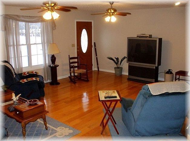 2nd image of 4320 Old Munfordville Rd