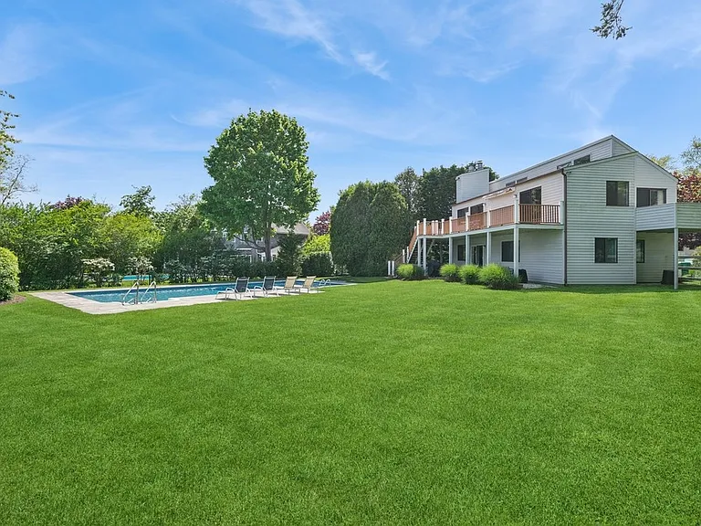 45 Williams Way — Photo 2