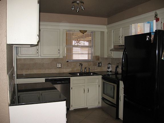 2nd image of 1022 Arlington Dr