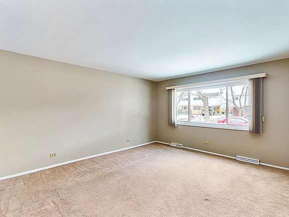 5th image of 9440 Ironwood Ln