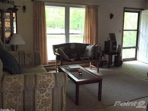 4th image of 165 Pottawattamie Dr