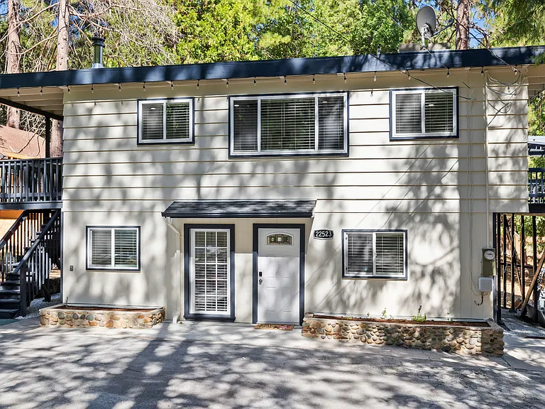 22523 N Tuolumne Rd #B — Photo 20