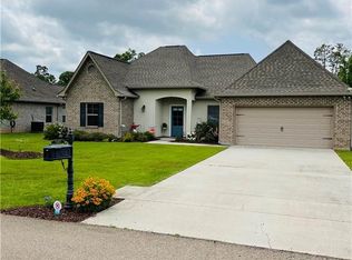 147 Marionbelle Dr, Ponchatoula, LA 70454