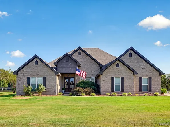 3774 Hogan Rd, Deatsville, AL 36022