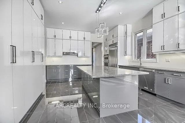 79 Baldry Ave — Photo 14