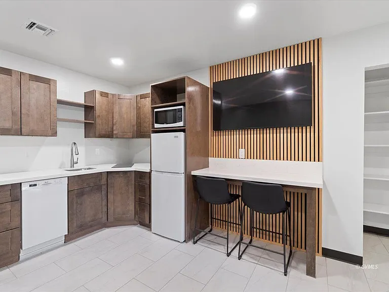 1879 W Pepper Tree Dr #A04 — Photo 8