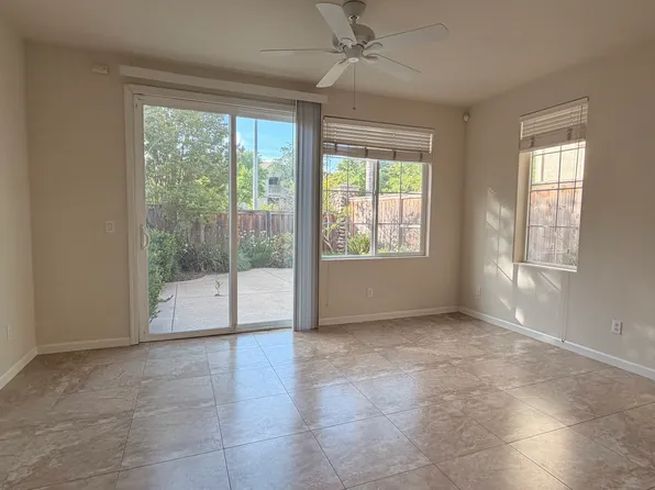 9204 Cortina Cir, Roseville, CA 95678