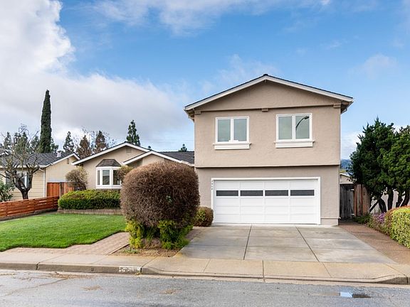 2nd image of 4864 Pinemont Dr