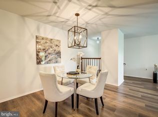 7826 Hanover Pkwy APT 201, Greenbelt, MD 20770