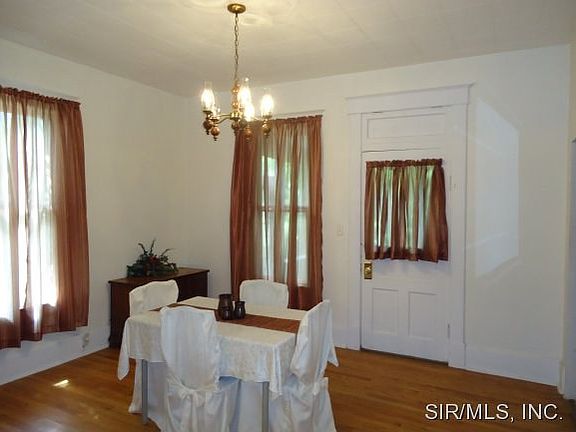 5th image of 607 Burroughs Ave