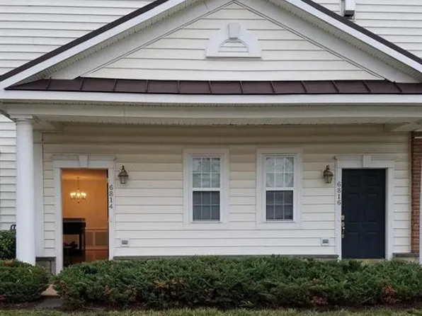 6814 Sabbarton Pl #92, Gainesville, VA 20155