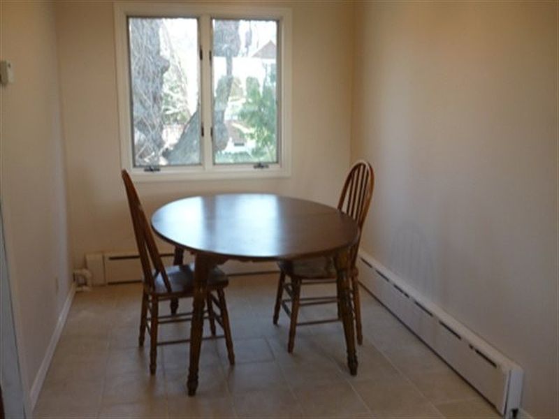 4th image of 15 IVALOO Avenue