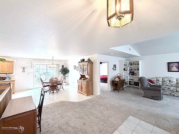 2nd image of 300 Carriage Way