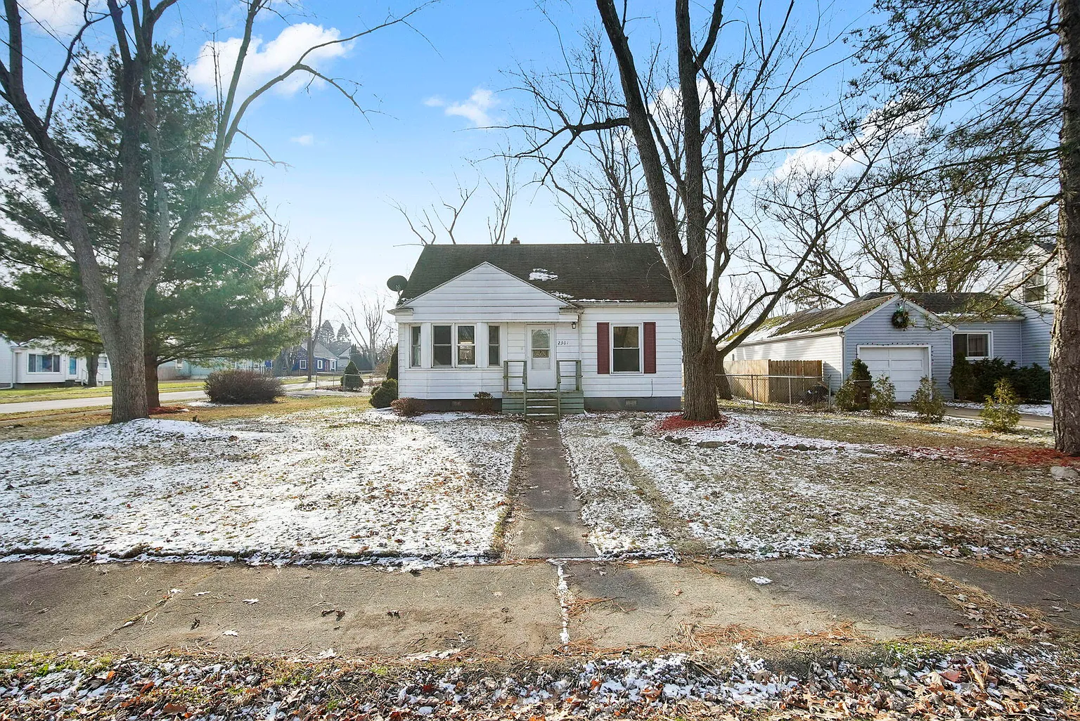 2301 Dover Ave photo 1