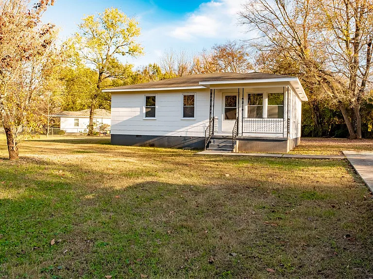 4210 Irondale Dr NW — Photo 1